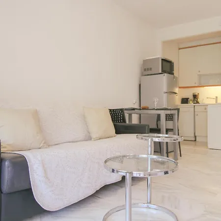 Le Navarre By Apirent #terrasse #ascenseur #wifi * Cannes