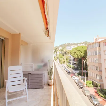 Le Navarre By Apirent #terrasse #ascenseur #wifi